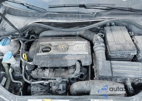 2015 Volkswagen Eos Komfort Edition из США, поврежденный, VIN WVWBW8AH3FV001553